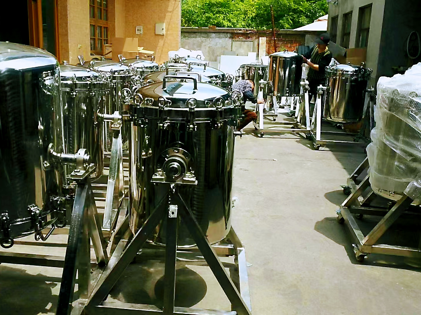 An example of titanium material supply from a filter manufacturer in Hangzhou
